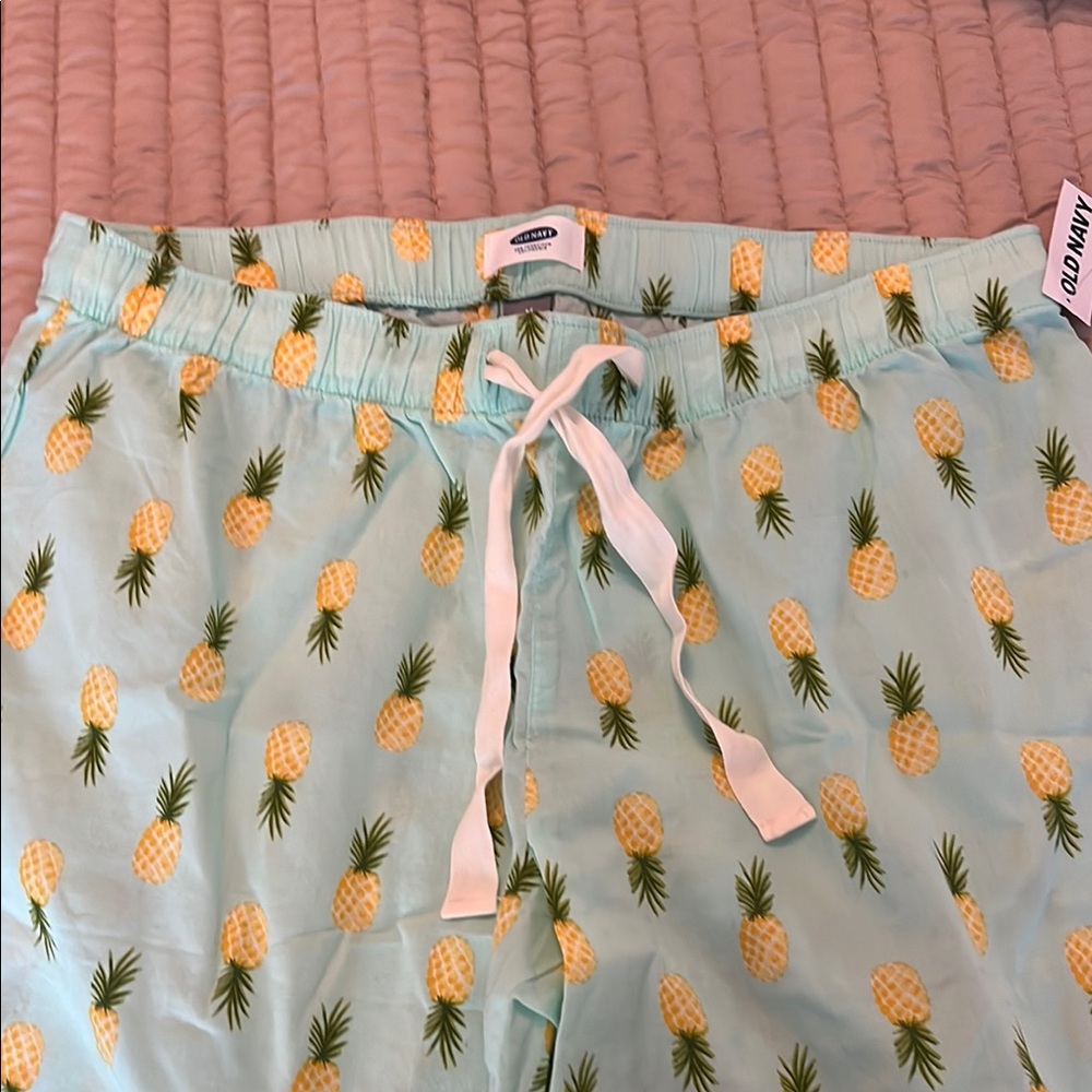 Old Navy Pineapple Print Pajama Pants